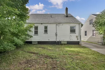 17419 Lotus Drive, Loveland, OH 44128 - Photo 30