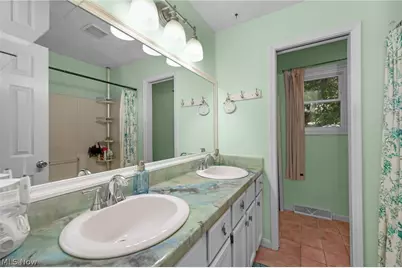 817 Quail Hollow Circle, Avon Lake, OH 44012 - Photo 28