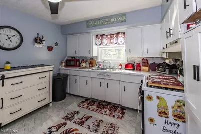 13485 Sunflower Avenue NW, Mogadore, OH 44260 - Photo 10