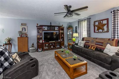 13485 Sunflower Avenue NW, Mogadore, OH 44260 - Photo 6