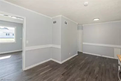 2215 Willowrow Avenue NE, Canton, OH 44705 - Photo 14
