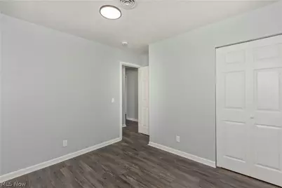 2215 Willowrow Avenue NE, Canton, OH 44705 - Photo 26