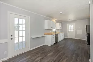 2215 Willowrow Ave NE, Canton, OH 44705 - Photo 16