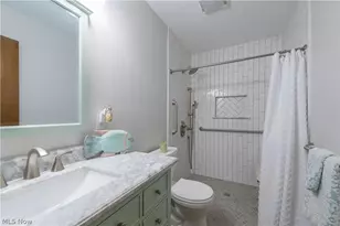 782 Pasadena Ave, Sheffield Lake, OH 44054 - Photo 14