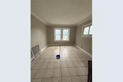 976 E 70th Street, Loveland, OH 44103 - Photo 8
