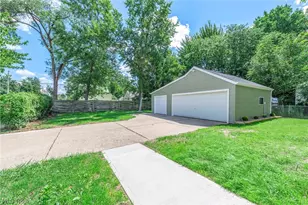 399 Olive St, Elyria, OH 44035 - Photo 44