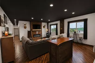 109 N Monroe St, Nashville, OH 44661 - Photo 6
