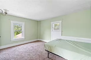 777 Montana Ave, Akron, OH 44314 - Photo 12