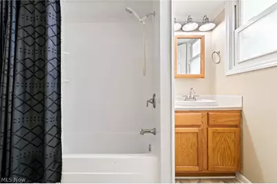 777 Montana Avenue, Akron, OH 44314 - Photo 16