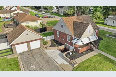 571 Wesleyan Avenue, Barberton, OH 44203 - Photo 2