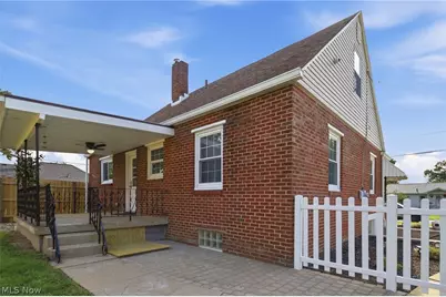 571 Wesleyan Avenue, Barberton, OH 44203 - Photo 40