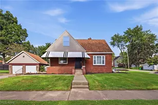 571 Wesleyan Ave, Barberton, OH 44203 - Photo 6