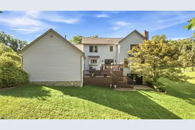 30 White Oak Court, Canfield, OH 44406 - Photo 2