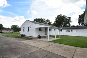 3830 Timothy Ln, Youngstown, OH 44511 - Photo 22