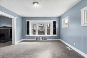 594 Columbia Ave, Akron, OH 44310 - Photo 10