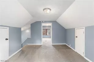 594 Columbia Ave, Akron, OH 44310 - Photo 24