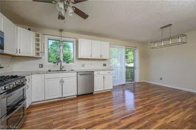 5326 Hillsboro Avenue SE, Canton, OH 44707 - Photo 10