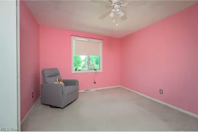 5326 Hillsboro Avenue SE, Canton, OH 44707 - Photo 14