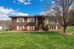 5326 Hillsboro Ave SE, Canton, OH 44707 - Photo 1