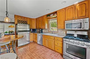 82 Ward Ave, New Middletown, OH 44442 - Photo 2