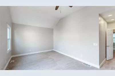 3004 Monroe Avenue, Loveland, OH 44113 - Photo 28