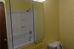 167 Maple St, Jefferson, OH 44047 - Photo 6