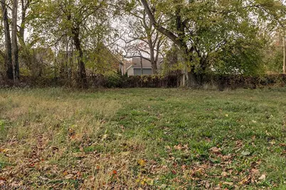 1246 E 102nd Street, Loveland, OH 44108 - Photo 2