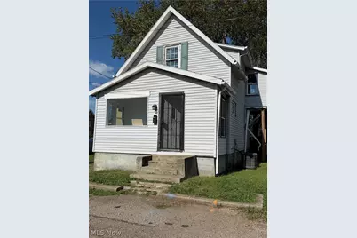 723 SW Raynolds Place SW, Canton, OH 44707 - Photo 1