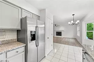 29008 Uxbridge Dr, Willowick, OH 44095 - Photo 14