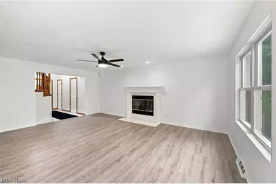 29008 Uxbridge Drive, Willowick, OH 44095 - Photo 6