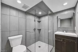 1511 Center Rd, Hinckley, OH 44233 - Photo 12