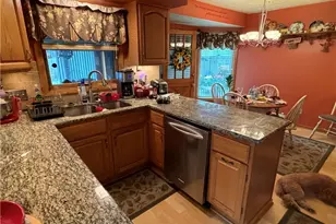 640 Harrison Ave, Akron, OH 44314 - Photo 20