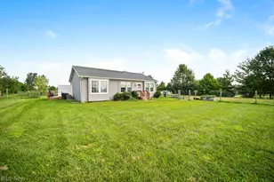 4569 W Oak Harbor Southeast Rd, Port Clinton, OH 43452 - Photo 38