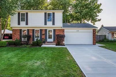 419 Ridgewood Drive, Eastlake, OH 44095 - Photo 1