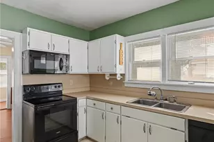 2472 4th St, Cuyahoga Falls, OH 44221 - Photo 12