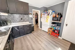 911 17th St NE, Massillon, OH 44646 - Photo 6