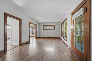 324 Tuscarawas Ave NW, Brewster, OH 44613 - Photo 8