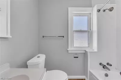 4453 W 48th Street #2/UP, Loveland, OH 44144 - Photo 16