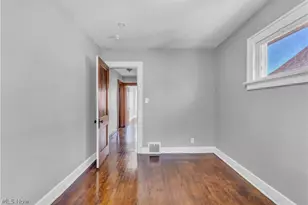 4453 W 48th St, Loveland, OH 44144 - Photo 14
