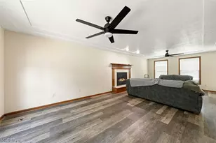 8000 N Oak Tree Dr, Lorain, OH 44053 - Photo 6