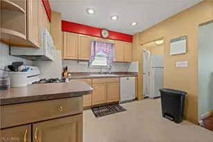 173 25th St NW, Barberton, OH 44203 - Photo 10