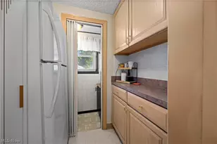 173 25th St NW, Barberton, OH 44203 - Photo 12