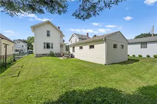 173 25th St NW, Barberton, OH 44203 - Photo 4