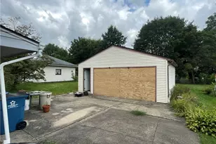 97 Creed St, Struthers, OH 44471 - Photo 4