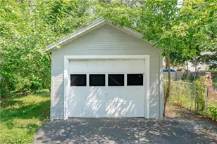 757 Baird St, Akron, OH 44306 - Photo 32