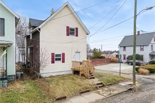 1024 Rex Ave NE, Canton, OH 44704 - Photo 2