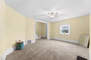 1024 Rex Ave NE, Canton, OH 44704 - Photo 8