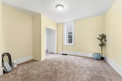 1024 Rex Avenue NE, Canton, OH 44704 - Photo 14