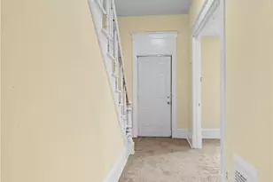 1024 Rex Ave NE, Canton, OH 44704 - Photo 6