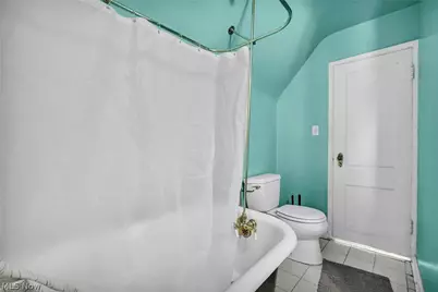 18126 Lomond Boulevard, Huber Heights, OH 44122 - Photo 36